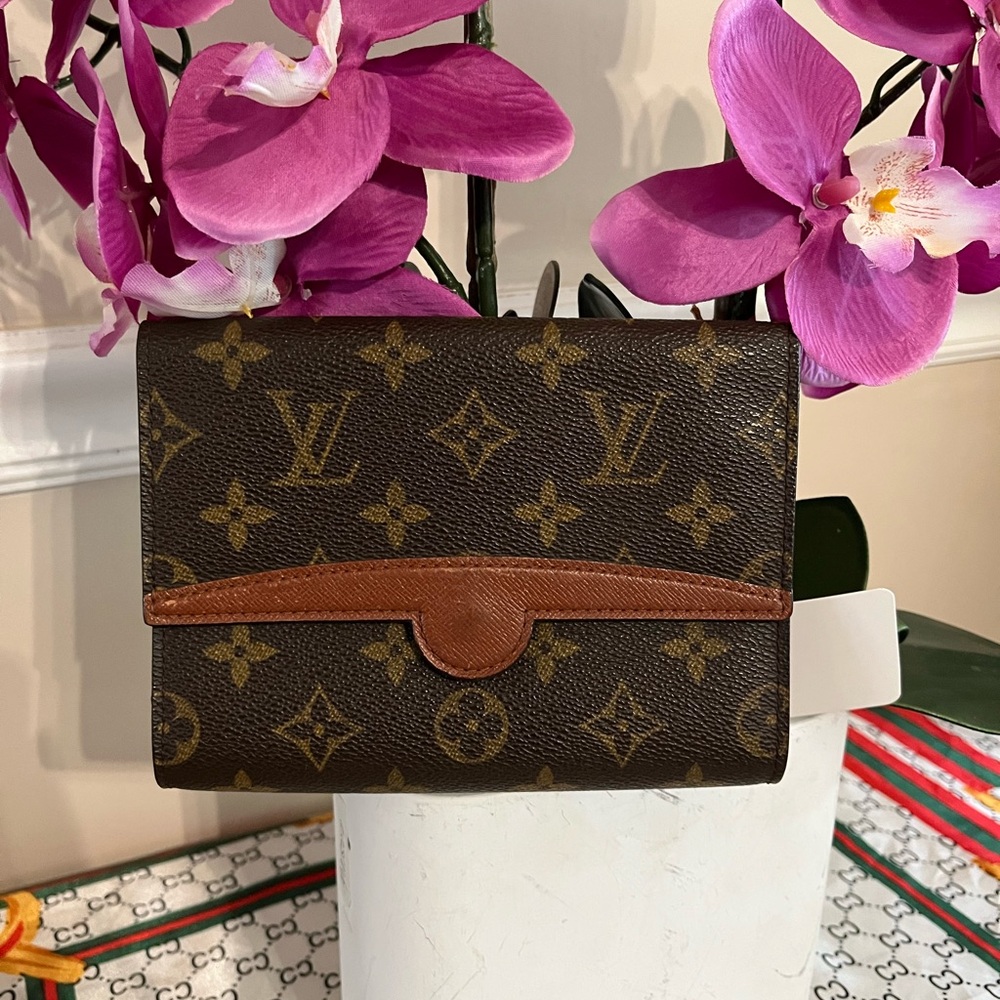 Elegant Brown Designer Women's Bag